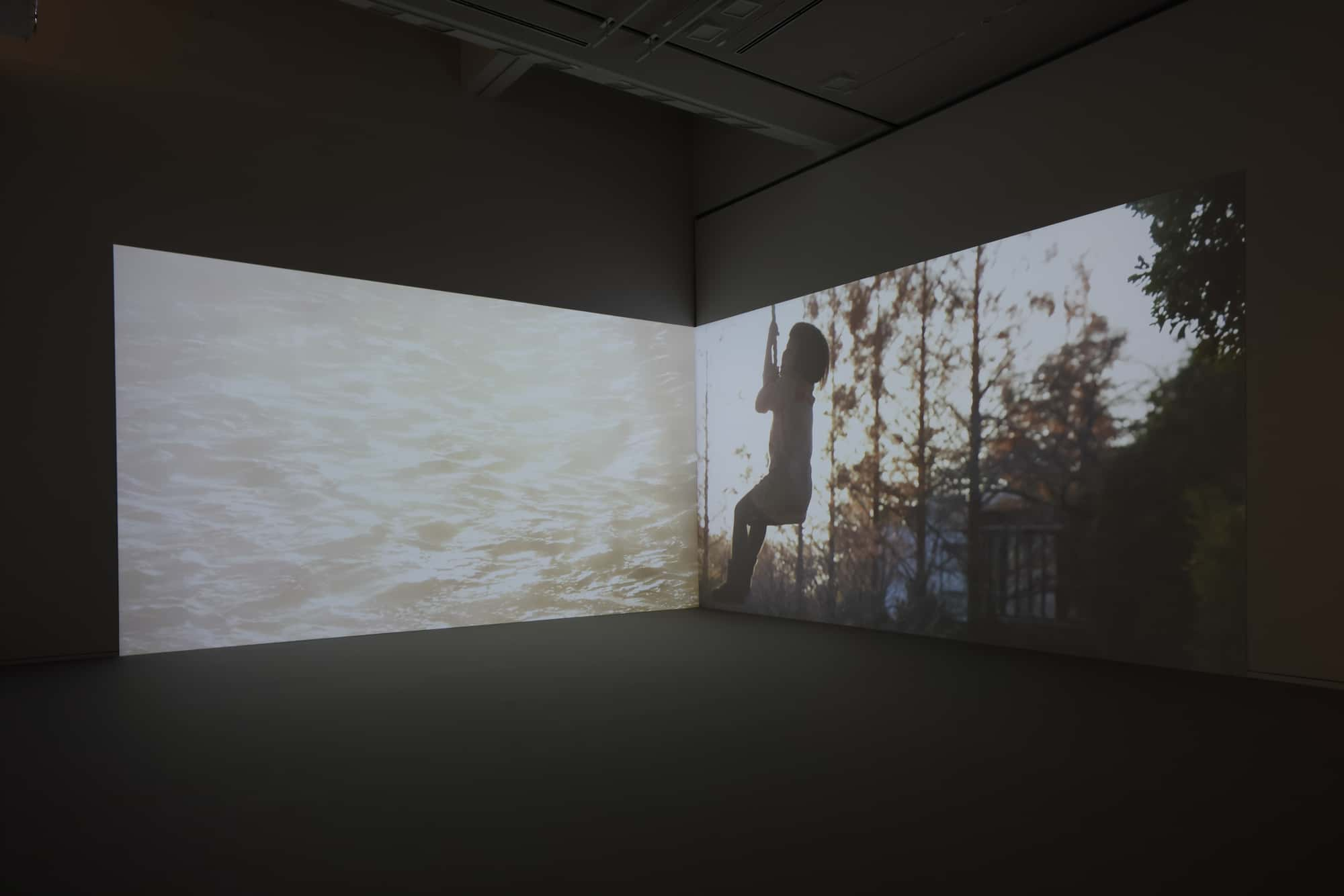 Installation View Rinko Kawauchi